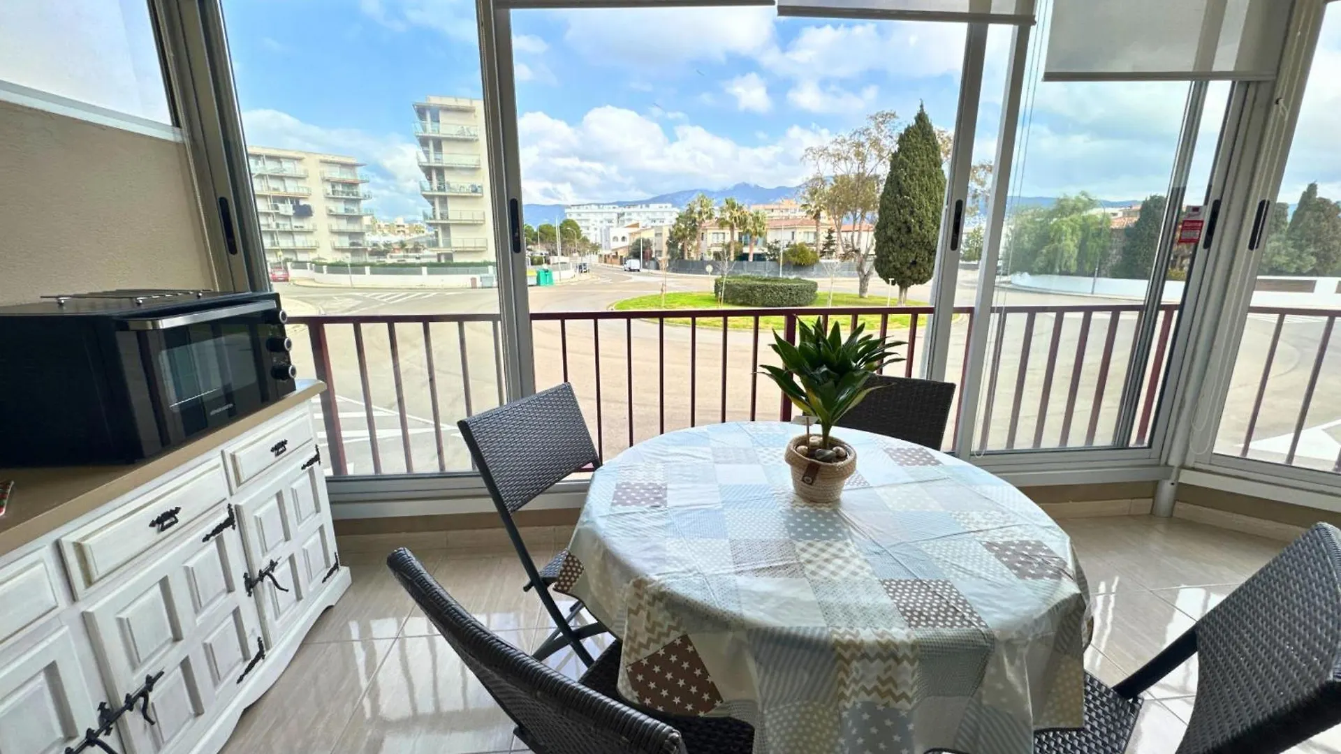 Apartment Ferienwohnung Santa Maria 1-5 Roses Spanien